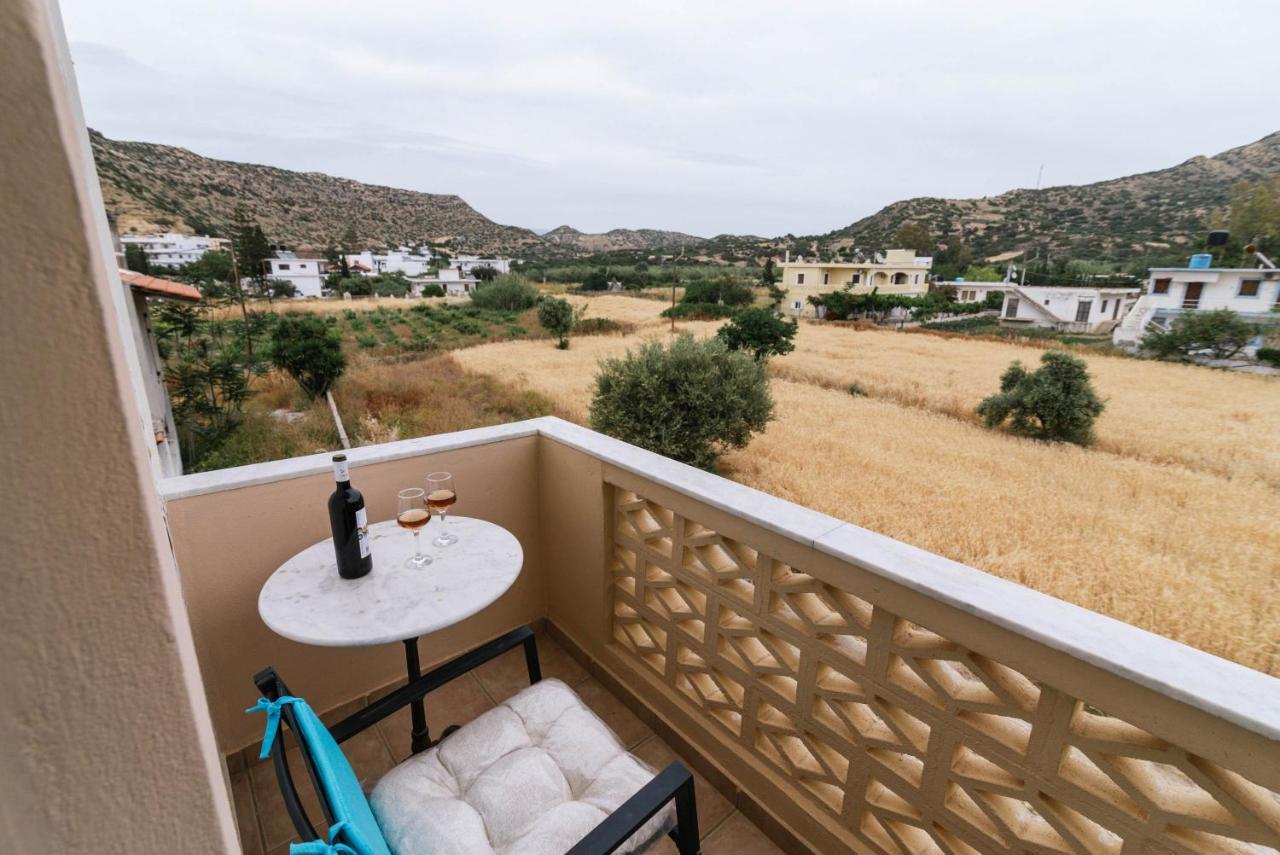 Tsaner Apartment And Rooms Matala Exteriér fotografie